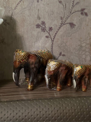 泰國木製大象（大中小單賣）擺示品 藝術品 飾品