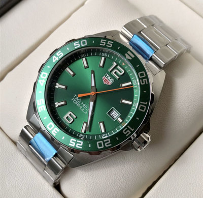 TAG HEUER Formula 1 綠色面錶盤 銀色不鏽鋼錶帶 石英 男士手錶 WAZ1017BA0842