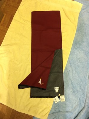 全新正品 ELLE 平織圍巾 素色紅 100% 桑蠶絲 按標籤價2480元不到7折 售價1690元