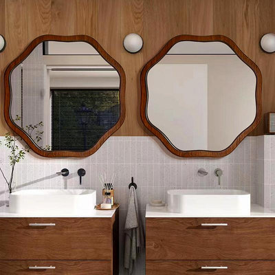 現貨:浴室鏡復古異形衛生間鏡子美式掛墻梳妝鏡臥室化妝鏡壁掛式 自行安裝 無鑒賞期