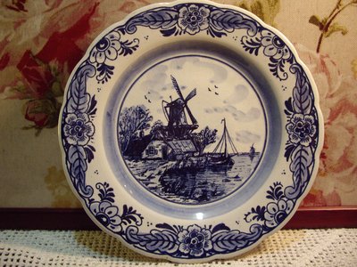 歐洲古物時尚雜貨 瓷盤畫 藍色花邊 風車 河邊 擺飾品 古董收藏