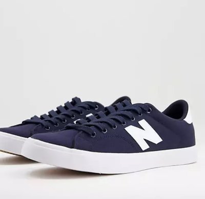 ◎美國代買◎New Balance 210 court布面材質搭配白色N標與鞋底復古網球風海軍藍休閒鞋~歐美街風~大尺碼