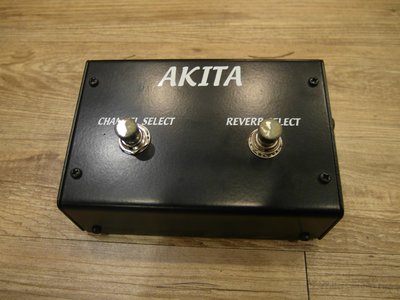 二手 AKITA 電吉他 音箱 訊號切換踏板 Foot Switch ID Core  直購價$300