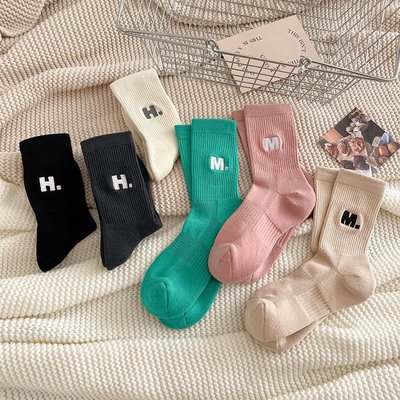 襪子系列 H.M.襪子 ins潮純色帶刺繡字母個性潮流運動款襪子