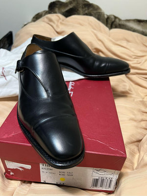 Salvatore Ferragamo男黑皮鞋Tramezza