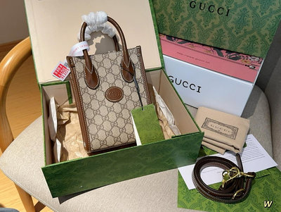 【二手包包】Gucci古奇新品mini托特包琴譜包尺寸18 21 8飛機箱手提袋 NO179911