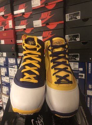 8全新 Nike Lebron 7  Lakers CW2300-500