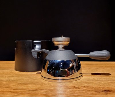 【多塔咖啡】 台灣製造 高效能 小瓦斯爐 陶瓷登山爐 迷你登山爐 可搭配打火機瓦斯附防燙充氣座 品質優於寶馬牌