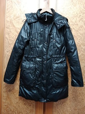 【唯美良品】NATURALLY JOJO  黑色鋪棉連帽保暖外套~ W1208-389  M-衣櫥