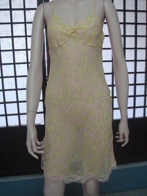 專櫃正品 CK睡衣 凱文克萊 Calvin Klein 蕾絲邊開叉 性感 薄紗.連身睡衣 100%絲質 S號
