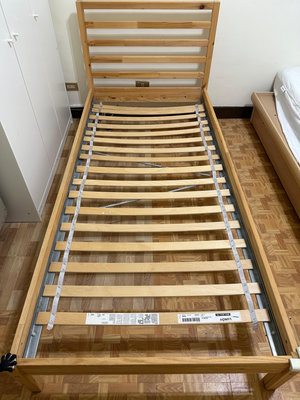 二手IKEA單人床架+床墊