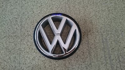 VW系列 GOLF-93~98 全新正廠件 水箱罩標誌