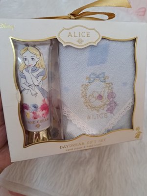 🈶️現貨*1 日本 SHO-BI 愛麗絲護手霜手帕組合 愛麗絲護手霜 Disney 超美手帕 手帕 方巾 交換禮物 愛麗絲手帕 手帕