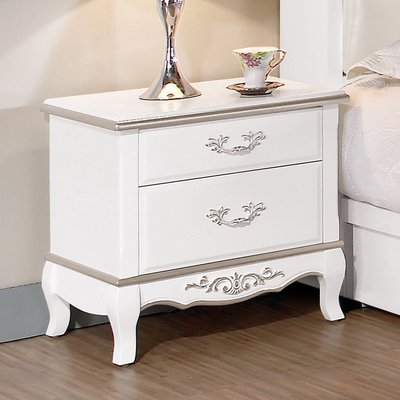 【在地人傢俱】22 美麗購-諾維雅歐風古典白色實木1.7尺二抽床頭櫃 CM151-8