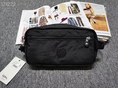 【熱賣精選】 Kipling K13363 亞麻黑 猴子包 Agot 多夾層化妝包 手拿包 大容量 盥洗包 旅行出遊