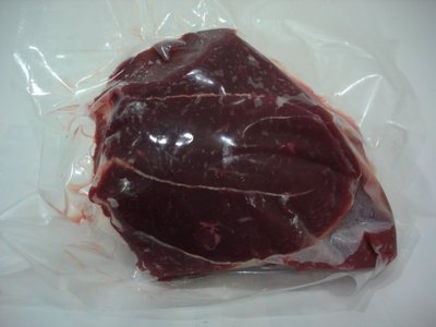 鹿肉  生鮮鹿肉(去皮去骨)一斤400元    另售:鱷魚肉 (恩愷食品)