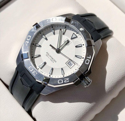 TAG HEUER Aquaracer 白色面錶盤 黑色橡膠錶帶 石英 男士手錶 WAY1111.FT8021