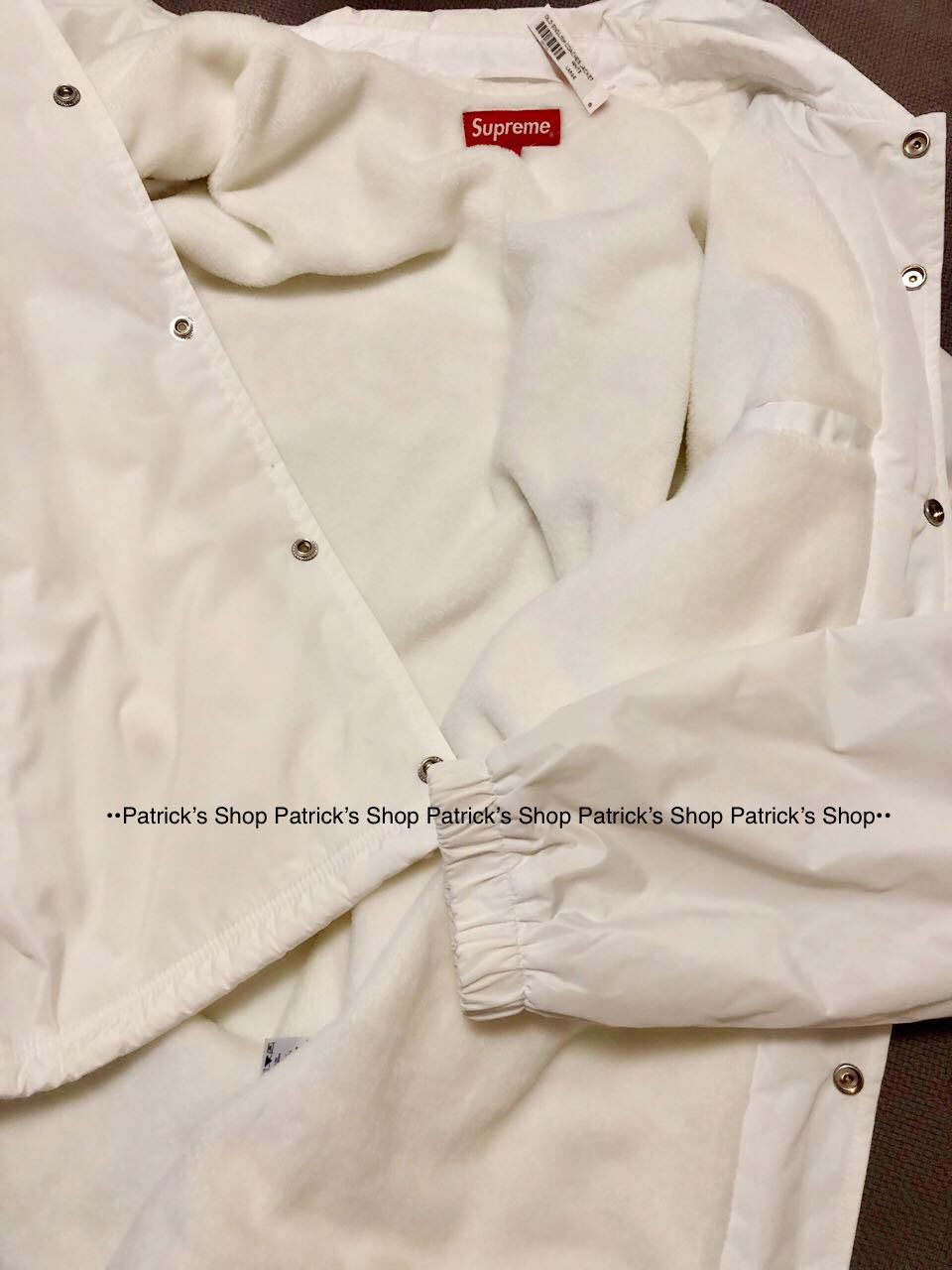 ⭕️Supreme 經典紅白配色內舖棉教練外套全新品在紐約專賣店購入