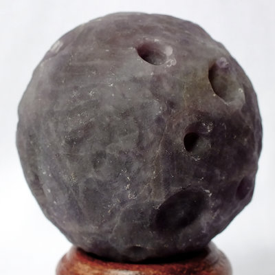 紫水晶球003 –39mm。月球。珍藏水晶