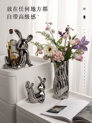 熱銷 極簡輕奢手工電鍍銀陶瓷花瓶餐桌擺件客廳插花現代簡約裝飾品花器