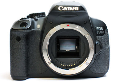【台南橙市3C】Canon EOS 650D 單機身 二手 單眼相機  公司貨 快門次數約:325xx  #88940