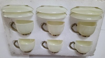 翡翠白顏色杯子 可疊式杯子 高貴杯盤 咖啡杯盤組 6件杯盤組 杯子 盤子