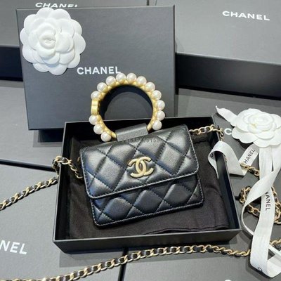 【二手】Chanel香奈兒21秋冬高級手工坊系列 黑金菠蘿珍珠圓環手柄單肩包