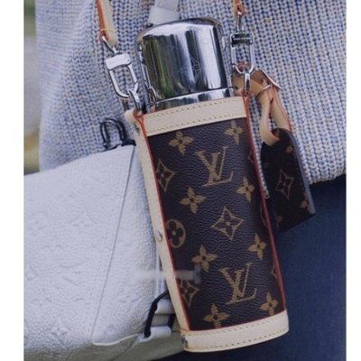 Shop Louis Vuitton MONOGRAM 2022 SS Flask holder (GI0518) by