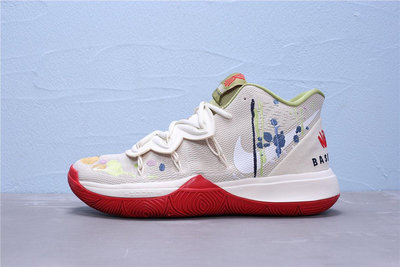 Nike Kyrie 5 x Bandulu 塗鴉 奶油白 運動實戰籃球鞋 男鞋 CK5837-100【ADIDAS x NIKE】