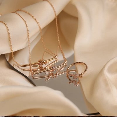 蒂芬妮 Tiffany&amp;co knot 系列 有鑽項鍊  （有鑽項鍊賣場）銀色/ 玫瑰金色