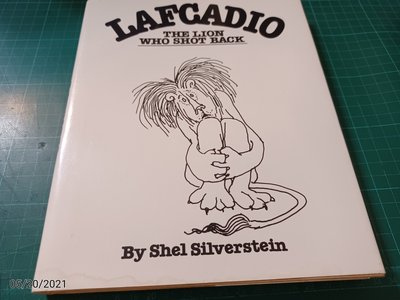 罕見~shelby大師的故事《LAFCADIO -THE LION WHO SHOT BACK》 精裝本
