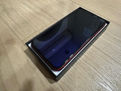 (降價)極新有包膜 iPhone 11 iPhone11 128G 6.1吋 紅色 外觀和功能都非常良好