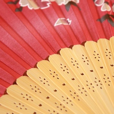 【熱賣下殺】蘇扇真絲古風扇子折扇女式中國風折扇舞蹈扇日式櫻花小扇