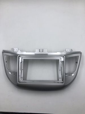 Hyundai 現代 Santa Fe 山土匪 安卓機專用框(中控台與圖片相輔及可安裝)