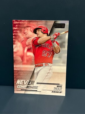 神鱒 Mike Trout 特卡