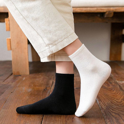 襪子男冬季白色襪子女士中筒襪制服學生襪子純色棉襪黑色長筒男襪