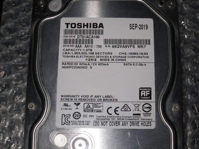售TOSHIBA 1000G /快取32M/ 7200 RPM  SATA3  硬碟機(良品)(1元起標)