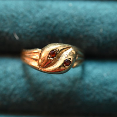 維多利亞時期黃金紅寶石蛇形戒指不退不換不接受到手刀重2.3克尺寸為美碼6.5港碼14日碼1