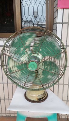 [台灣製造] 傳統 復古14吋大同電風扇 古董電扇