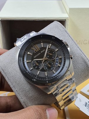 MICHAEL KORS Brecken 黑色面錶盤 銀色不鏽鋼錶帶 石英 三眼計時 男士手錶 MK8847