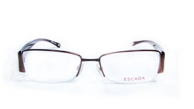 逢甲眼鏡：德國時尚品牌ESCADA，全新正品，時尚沉穩棕，邊側直線紋 ：VES 660V-0R72