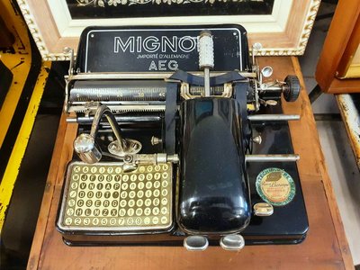 { Ruminant 慕茗萊 } MIGNON AEG Type 4 德國古董打字機1924