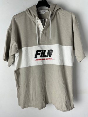 FILA 灰白色 短袖 帽T B758051 Y