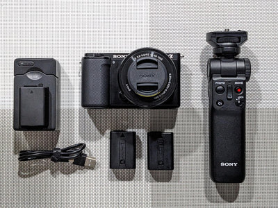 Sony Zv-e10 公司貨 大全配 含鏡頭手把 vpt2bt 16-50mm pz oss/ 盒裝配件完整 apsc片幅 vlog神機