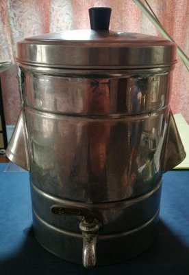 白鐵水龍頭式水壺桶