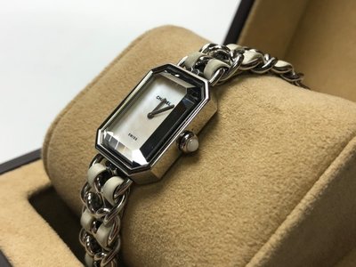 CHANEL 香奈兒 首映系列Premiere 新款貝殼面盤白色橡膠穿銀鍊手錶（S號）