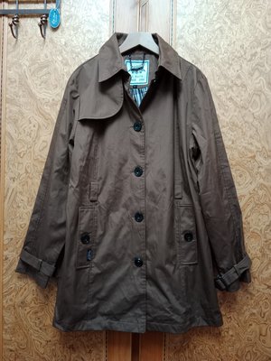 【唯美良品】ST.MALO 咖綠風衣外套~ W109-717. XL