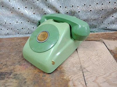 庄腳柑仔店~早期美好年代普普風湖綠老電話機旅社飯店分機電話600型電話機D