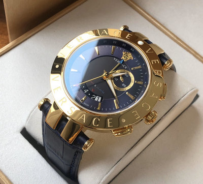 VERSACE V- RACE GMT 金色配藍色面錶盤 藍色皮革錶帶 石英 男士手錶 29G70D282S282