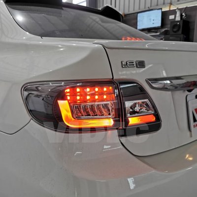 威德汽車精品 豐田 TOYOTA 10-13  ALTIS 10.5代 LED 紅黑 尾燈 左右都亮款 非單邊亮